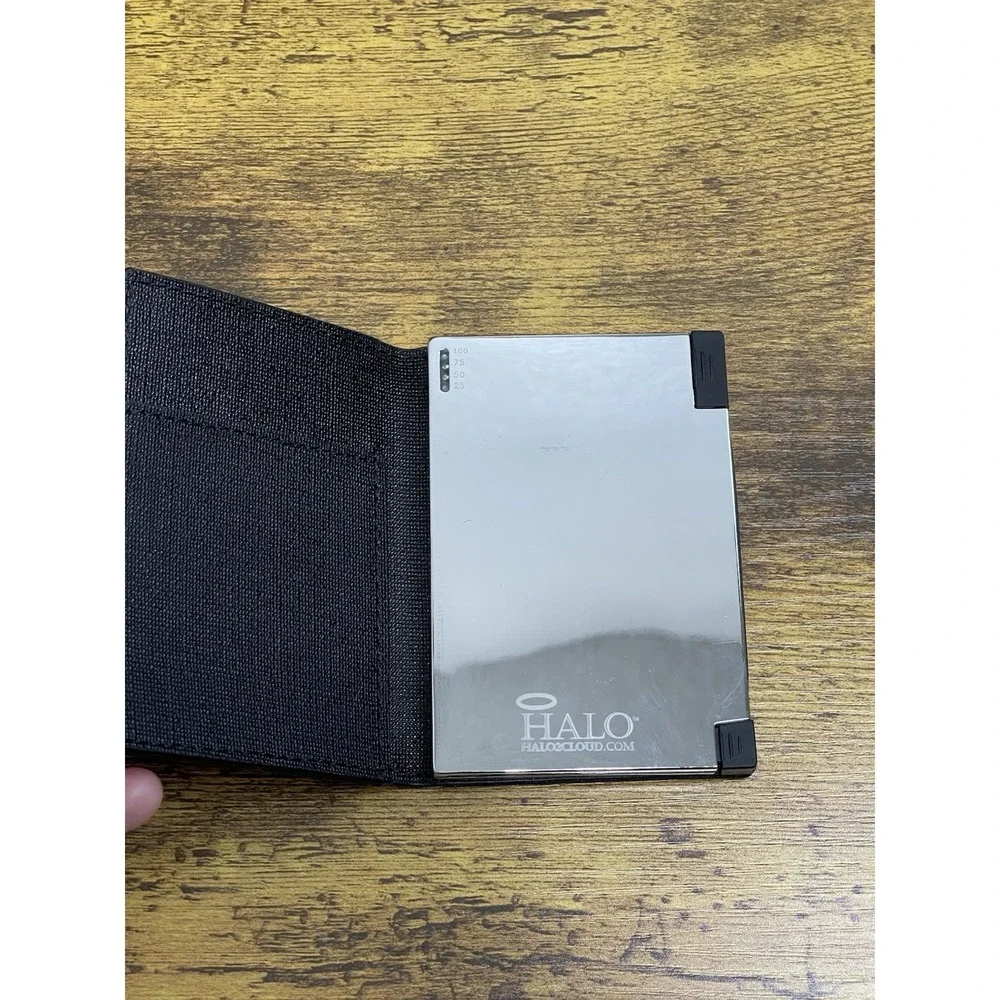 Halo2Cloud Halo CHARGE IT 3000 Black Case Silver Mirrored Finish Battery
